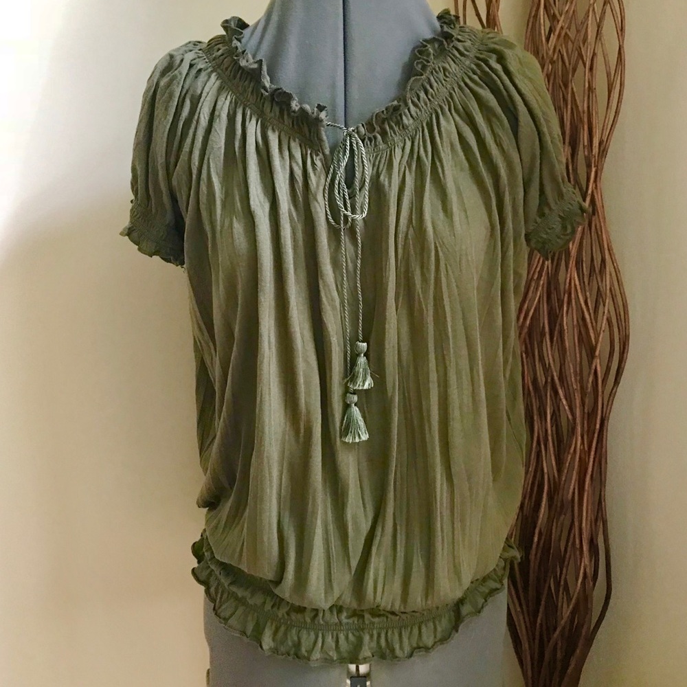 💵5 FOR $25💵 Dots Olive Green Boho Top